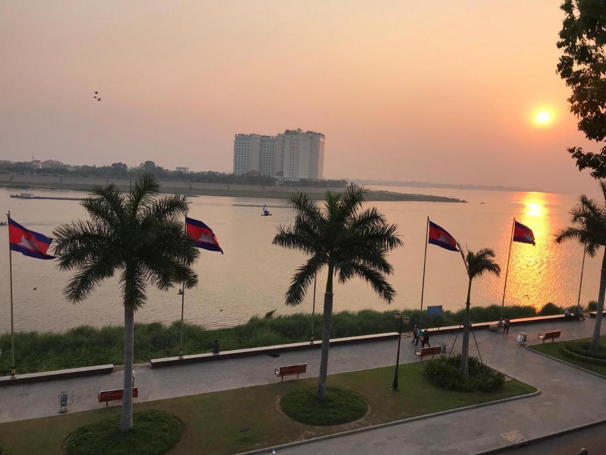 Asiban Quay Boutique Hotel Phnom Penh Eksteriør bilde