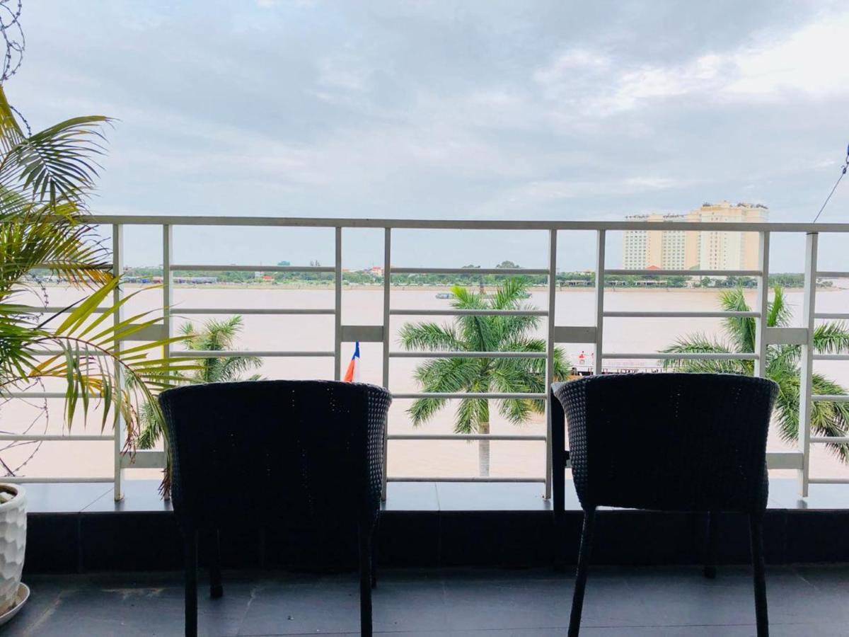 Asiban Quay Boutique Hotel Phnom Penh Eksteriør bilde