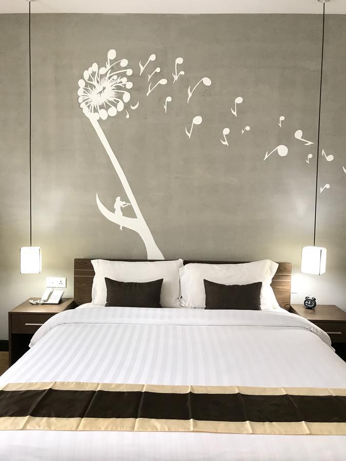 Asiban Quay Boutique Hotel Phnom Penh Eksteriør bilde
